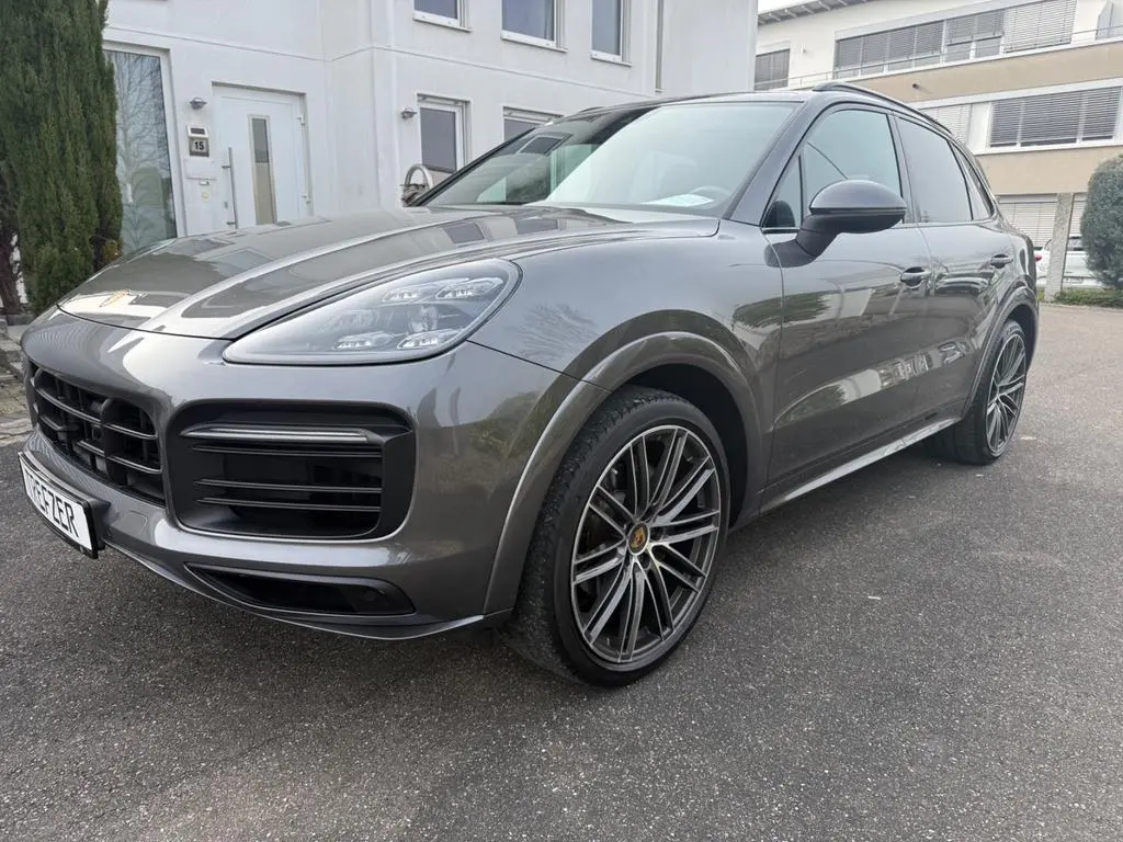 Main__Slider__Photo:Porsche Cayenne Design Paket/22Zoll. 10/2019-0