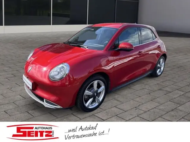 Main__Slider__Photo:GWM ORA 03 300 Pro Navi Leder Digitales Cockpit 360 08/2023-0