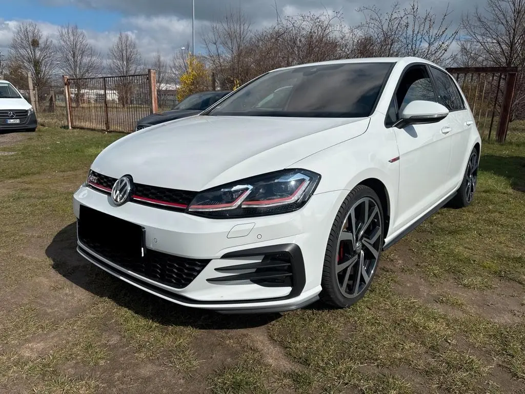 Main__Slider__Photo:Volkswagen Golf VII GTI 6Gang ACC DIGITALTACHO LED AMBIENTE 07/2018-0