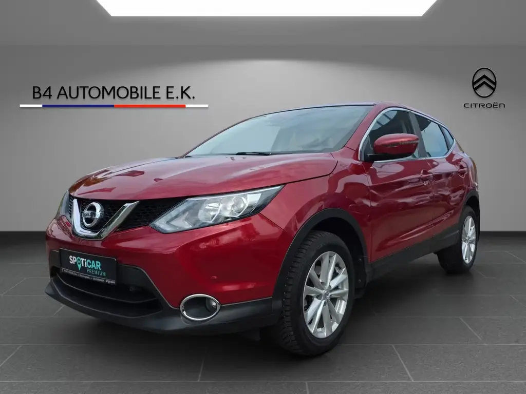 Main__Slider__Photo:Nissan Qashqai 1.2 Acenta 01/2017-0