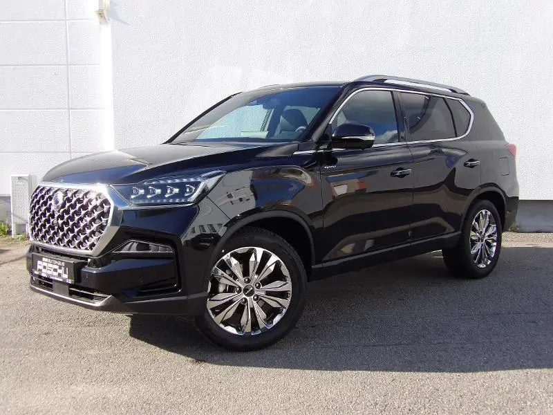 Main__Slider__Photo:KGM Rexton 2.2 Diesel LUX 20´´/Wildleder/Met./3.5T ! null-0