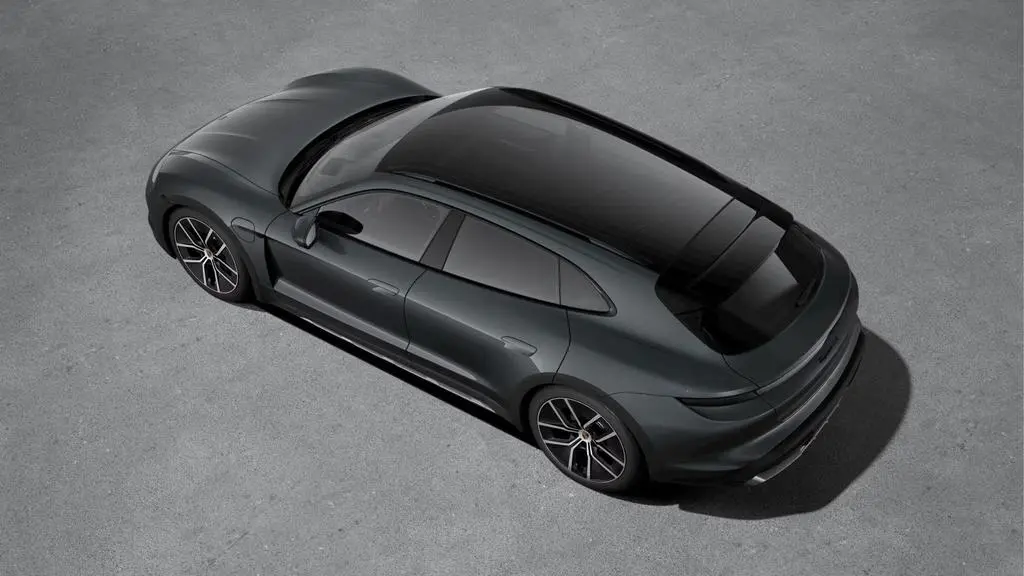 Main__Slider__Photo:Porsche Taycan 4S Cross Turismo 01/2024-1