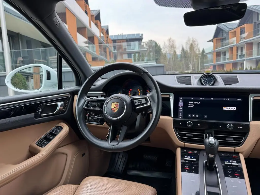 Main__Slider__Photo:Porsche Macan AWD * allrad * pano * kamera * 03/2022-0