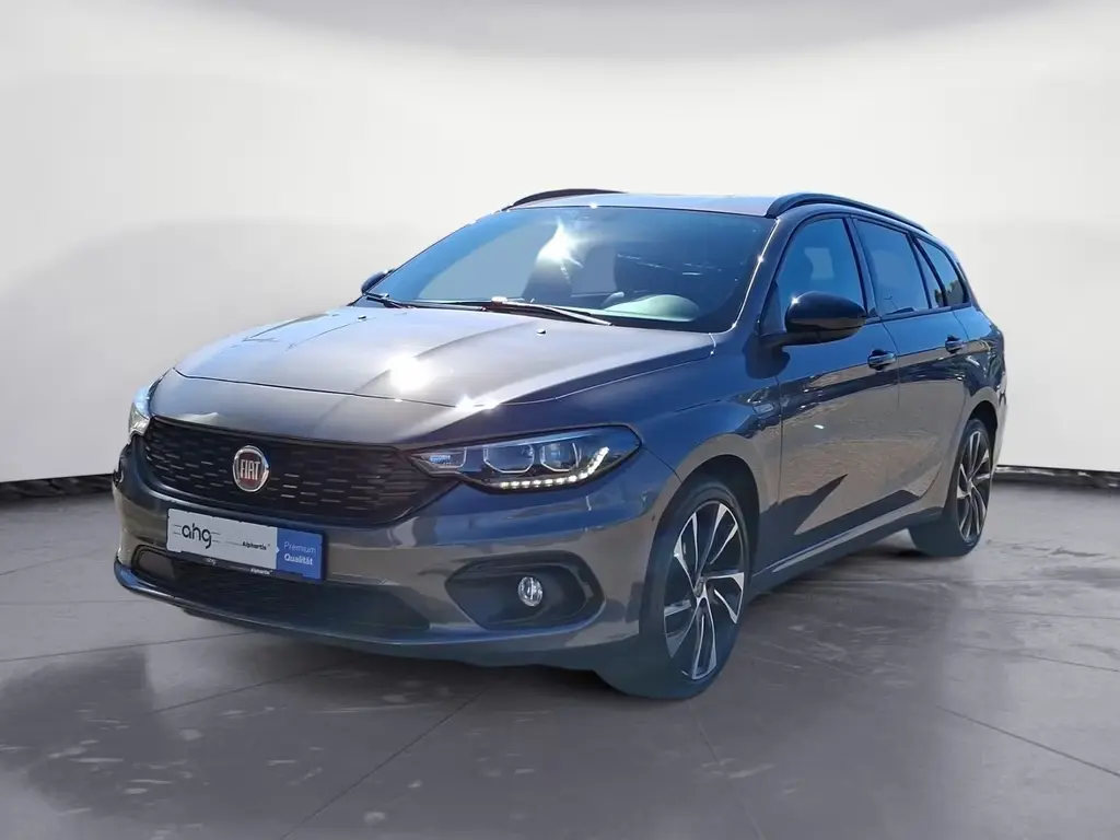 Main__Slider__Photo:Fiat Tipo Kombi 1.4 T-Jet S-Design Navi R-Kamera PDC 06/2019-0