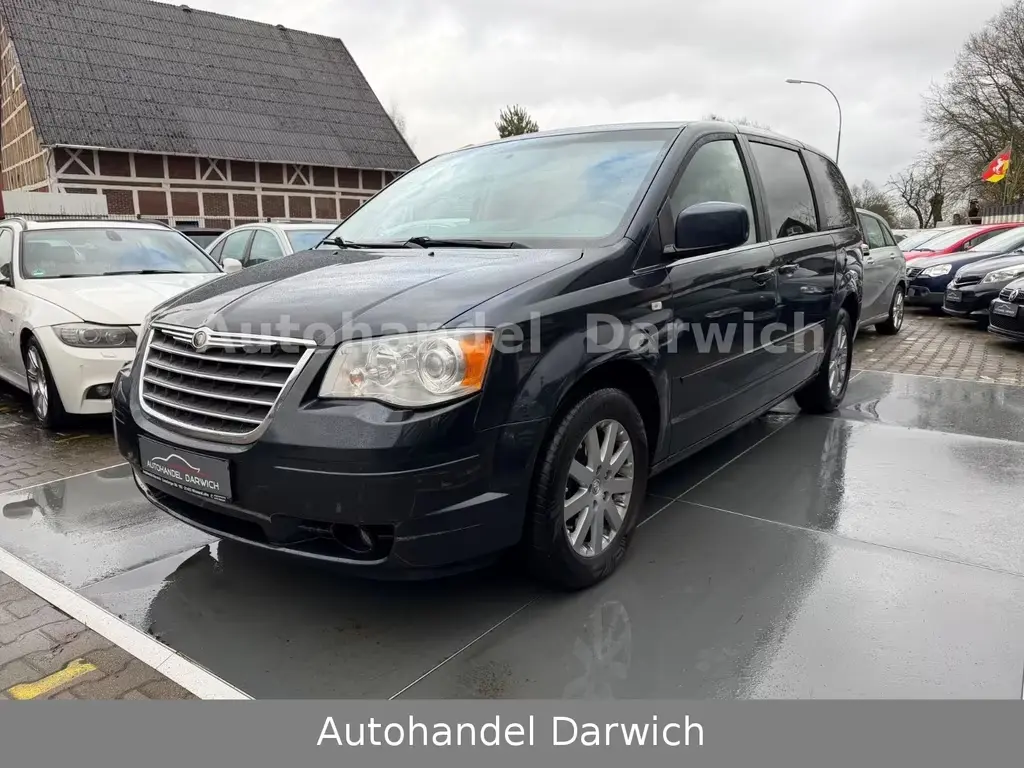 Main__Slider__Photo:Chrysler Grand Voyager Limited 2.8 CRD Autom. 03/2008-0