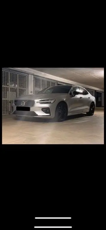 Main__Slider__Photo:Volvo S60 S60 T4 R-Design 12/2019-0