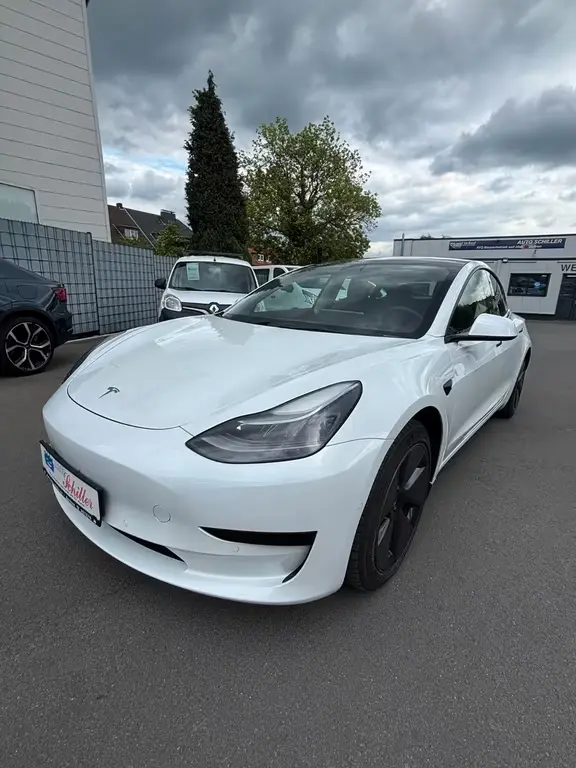 Main__Slider__Photo:Tesla Model 3 Standard Range Plus RWD # incl. MWST. 11/2021-0