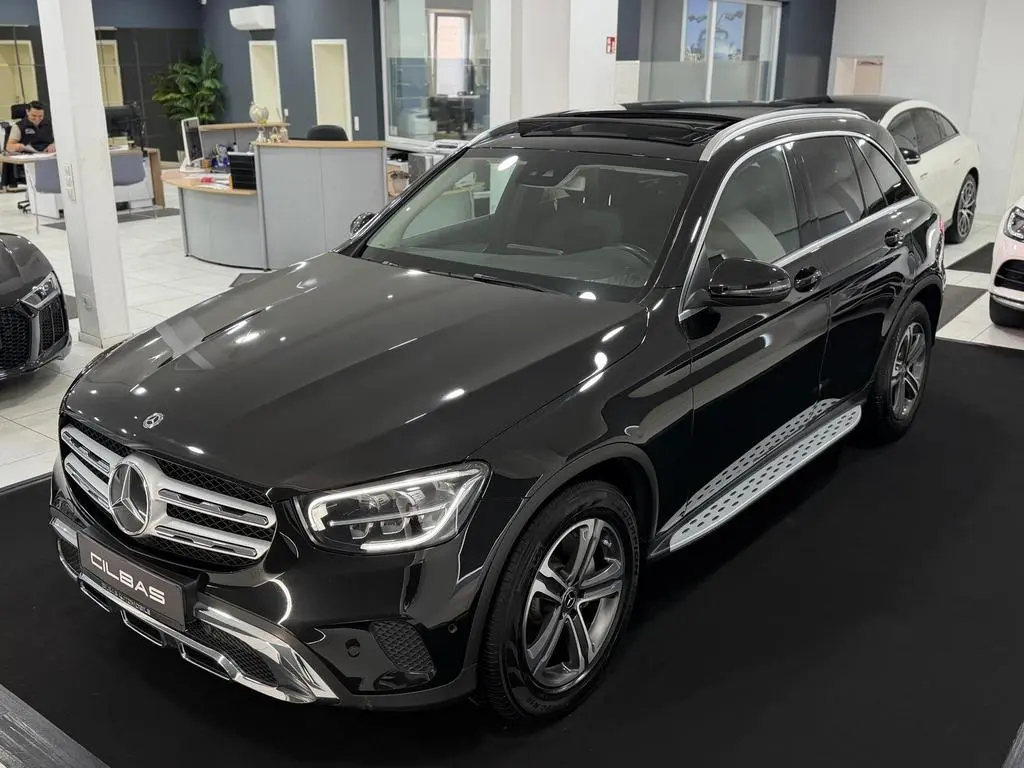 Main__Slider__Photo:Mercedes-Benz GLC-Class 200 4M AMG INT.*PANO*LED*AHK*KAM*DISTR*AMBI* 05/2020-0
