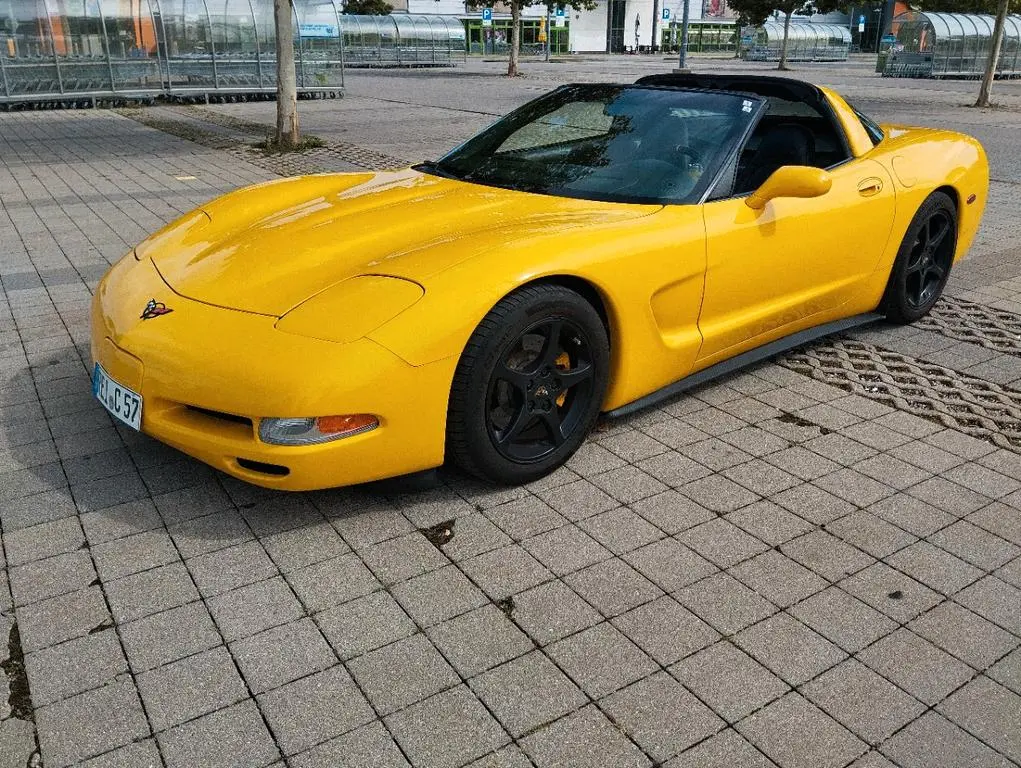 Main__Slider__Photo:Corvette C5 5.7 Coupé Automatik 03/2000-0