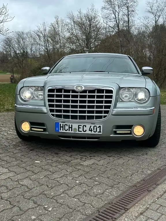 Main__Slider__Photo:Chrysler 300C Touring 3.5 V6 AWD Autom. - LPG 12/2004-0