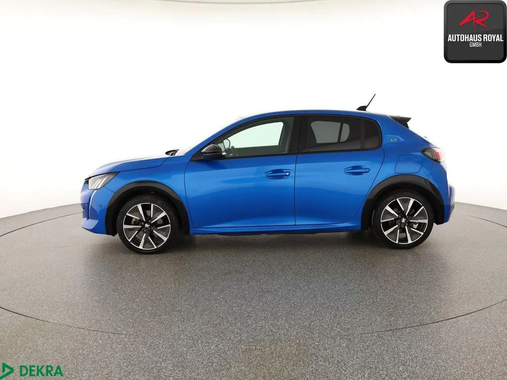 Main__Slider__Photo:Peugeot 208 e 136 GT LINE KEYLESS,KAMERA,CARPLAY,NAVI 10/2021-0
