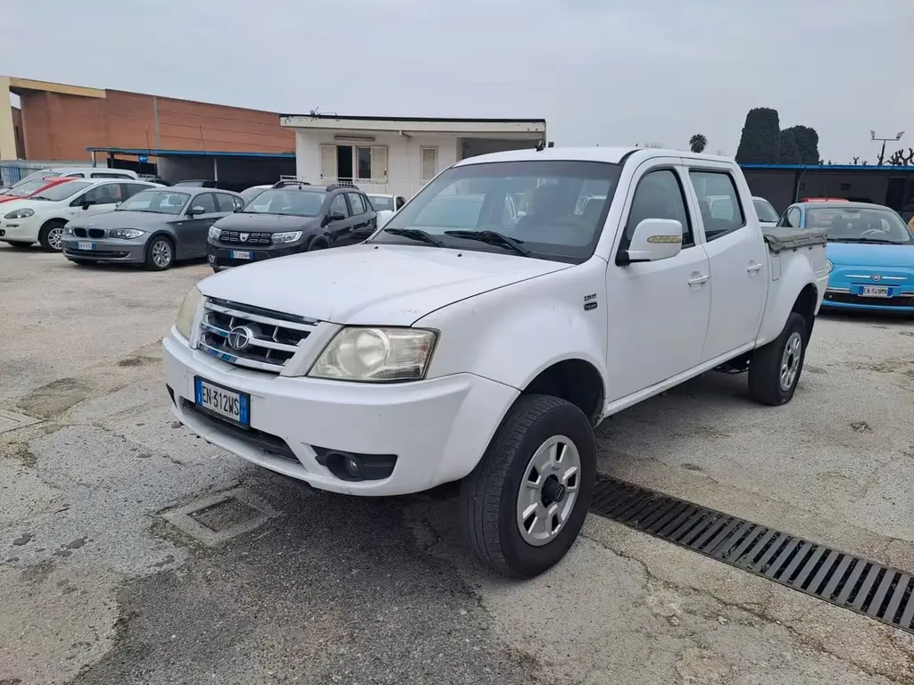 Main__Slider__Photo:Tata Xenon 2.2 Dicor 4x4 km 90.000 12/2013-0