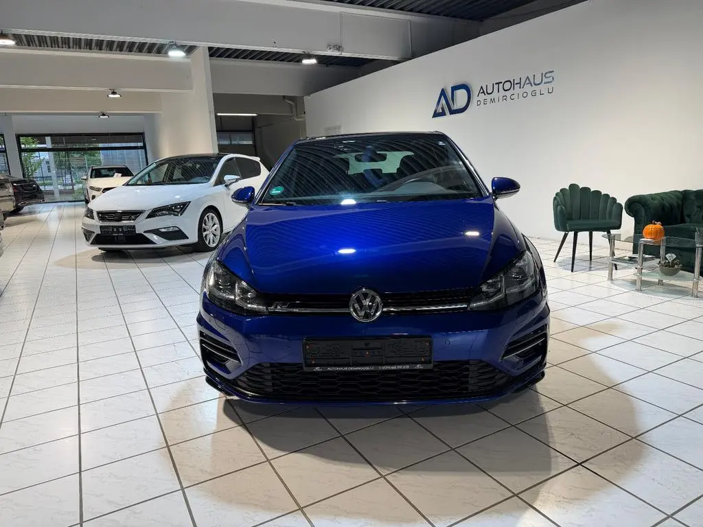 Main__Slider__Photo:Volkswagen Golf VII Lim. R Line Highline BMT Stdhz+Panor.d 01/2018-0