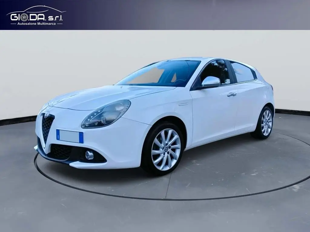 Main__Slider__Photo:Alfa Romeo Giulietta 1.6 JTDm 120 CV Super 03/2017-0