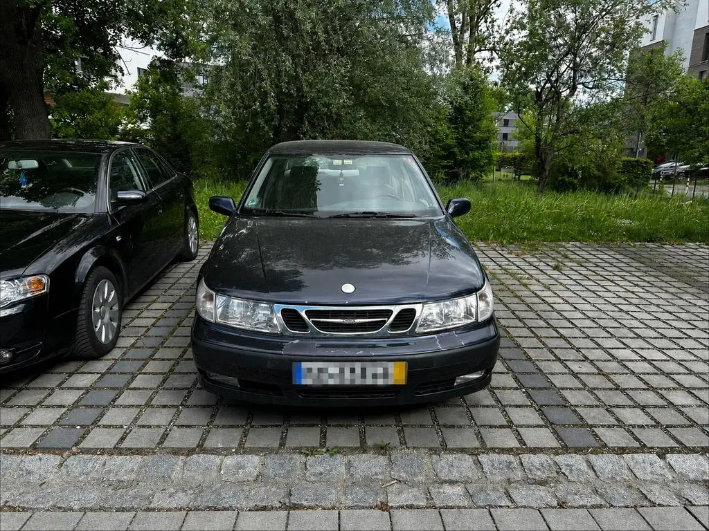 Main__Slider__Photo:Saab 9-5 2.3t SE Limousine 07/2000-0