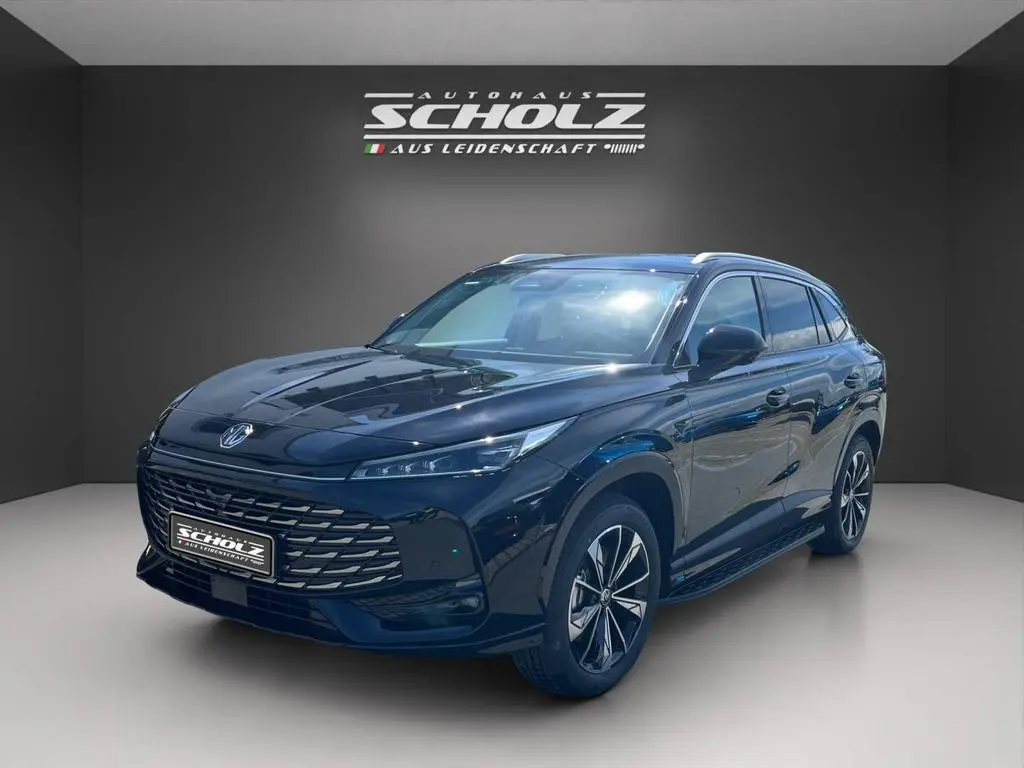 Main__Slider__Photo:MG HS PHEV LUX MY 25.5 null-0