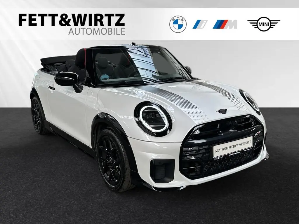 Main__Slider__Photo:MINI Cooper C Cabrio JCWTrim|Head-Up|Harman/Kardon 04/2025-0