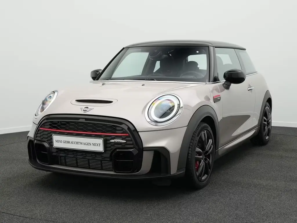 Main__Slider__Photo:MINI John Cooper Works 3-Türer 10/2023-0