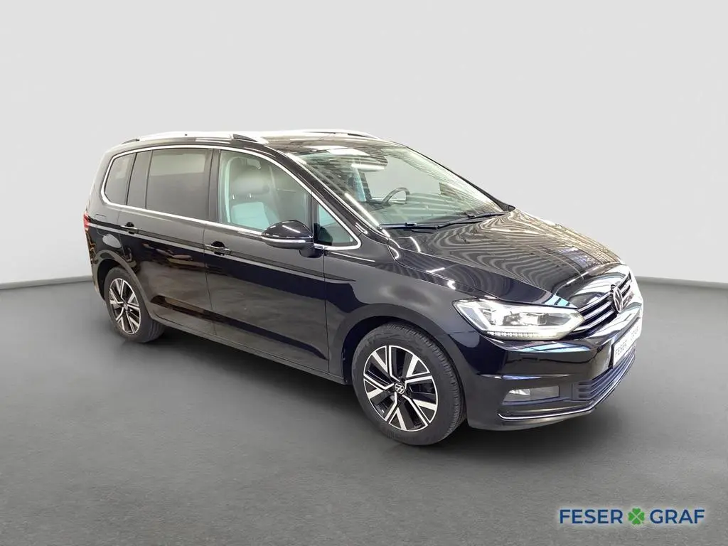 Main__Slider__Photo:Volkswagen Touran Highline 1.5 TSI DSG RFK ACC Navi LED 08/2022-1