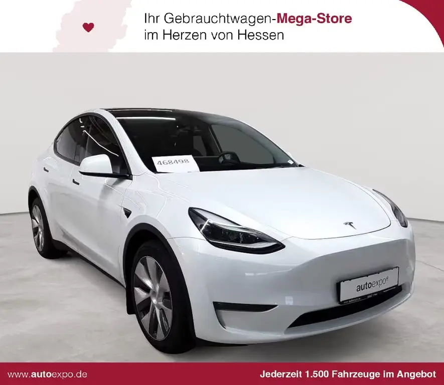 Main__Slider__Photo:Tesla Model Y Long Range Dual Motor AWD 04/2023-0