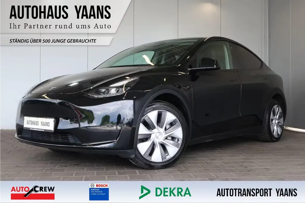 Main__Slider__Photo:Tesla Model Y Long Range Dual AWD AUTOPILOT 3+PANO 12/2022-0