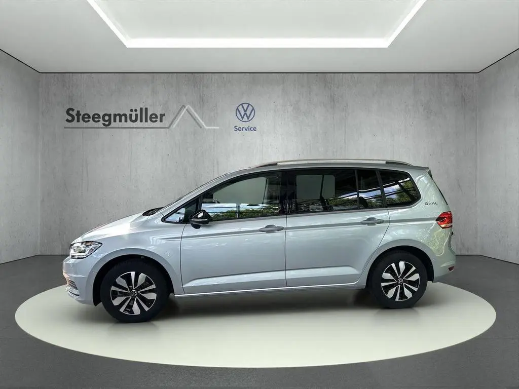 Main__Slider__Photo:Volkswagen Touran 1.5 TSI DSG ACT Goal 10/2025-1
