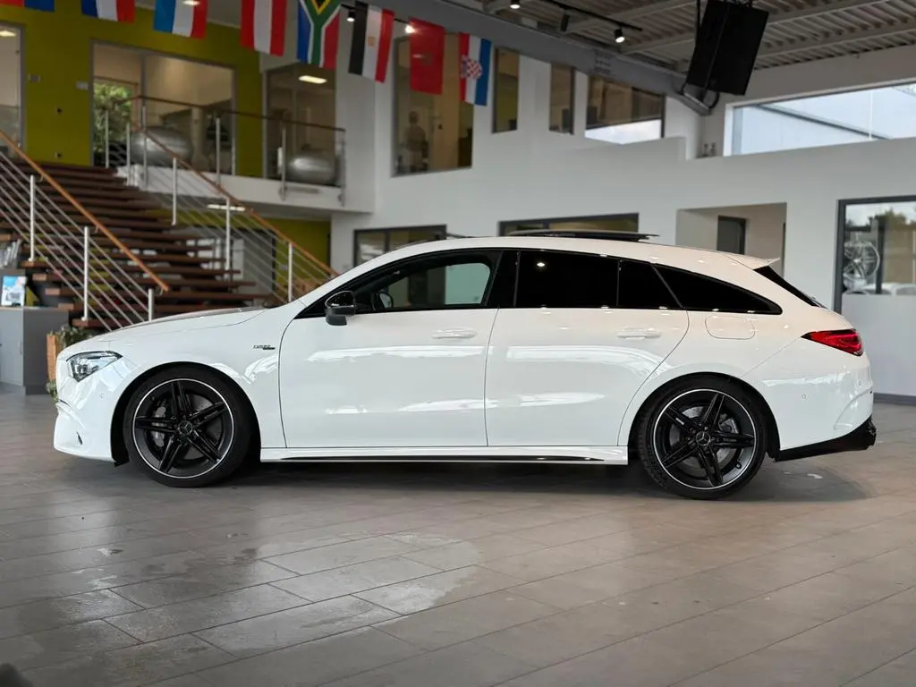 Main__Slider__Photo:Mercedes-Benz CLA 45 AMG Shooting Brake CLA 45 AMG 4Matic Shooting Brake*Pano*AHK* 05/2021-1