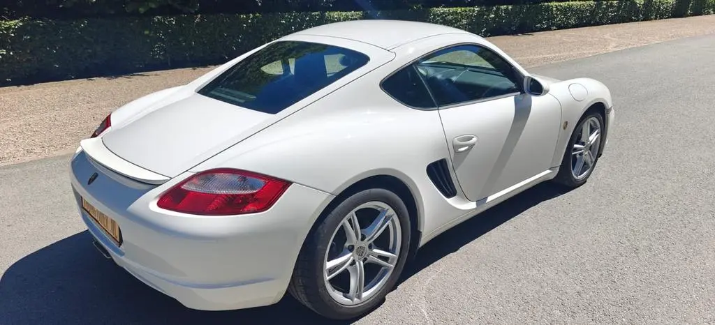 Main__Slider__Photo:Porsche Cayman 2.7 PASM Short-shift 6-gang Sports Seats 12/2006-1