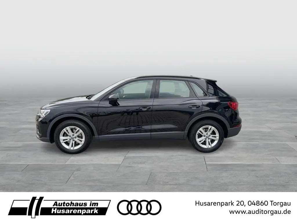 Main__Slider__Photo:Audi Q3 35 TFSI basis++LED+NAVI+EPH PLUS+TEMPOMAT+FER 08/2019-1
