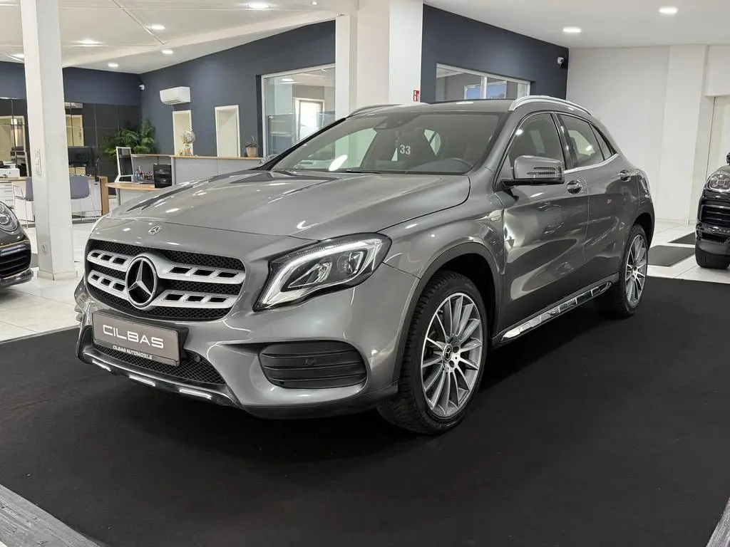 Main__Slider__Photo:Mercedes-Benz GLA 250 4M AMG-LIN *KAM*DAB*18-ZOLL*LED*SHZ* 12/2018-1