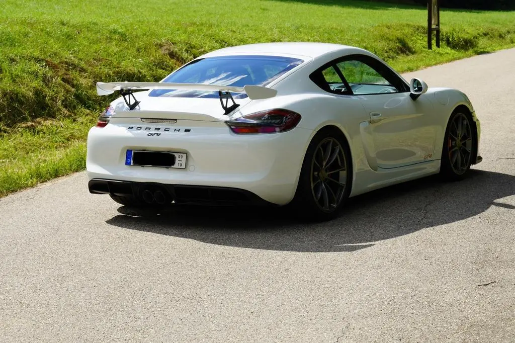Main__Slider__Photo:Porsche Cayman GT4/PPF/Clubsport/Approved/Chrono/Vollleder 06/2016-1