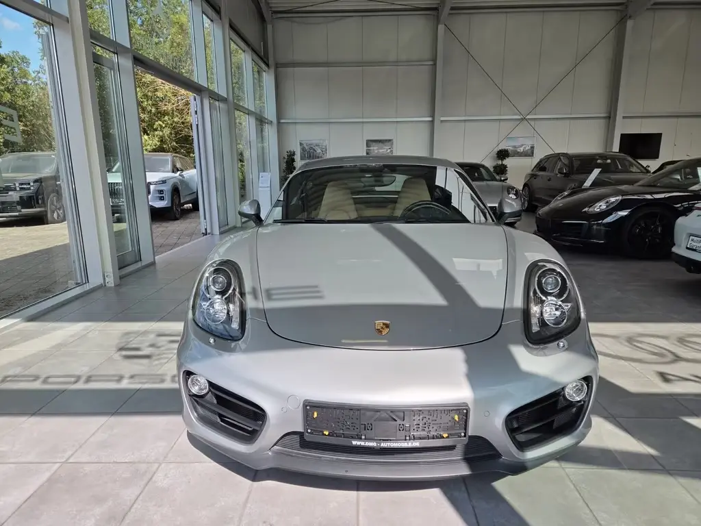 Main__Slider__Photo:Porsche Cayman Basis 01/2015-1