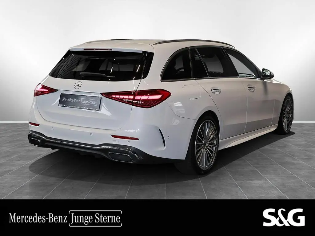 Main__Slider__Photo:Mercedes-Benz C 300 4M T AMG MEMORY+360°+PANO+DIG-LED+STANDHZ 06/2023-1