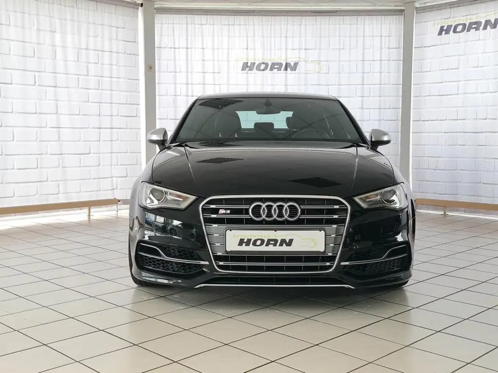 Main__Slider__Photo:Audi S3 Lim. 2.0 TFSI quattro, Xenon, unfallfrei, LMF 10/2015-1