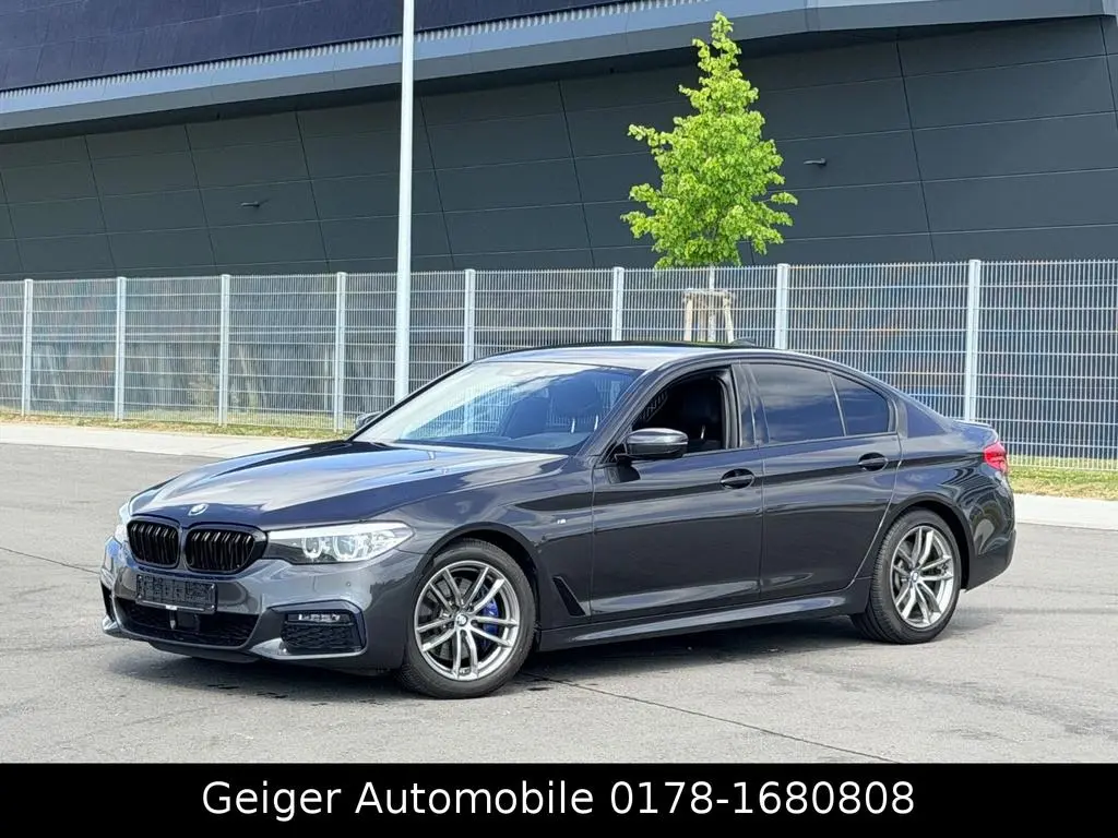 Main__Slider__Photo:BMW 530 d xDrive HUD*HIFI*DRIVING M Sport 06/2019-1