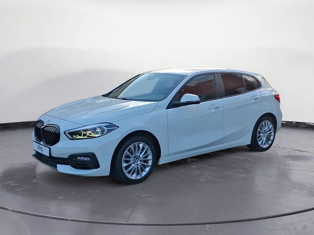 Main__Slider__Photo:BMW 118 i Advantage *SITZHEIZUNG *LED-SCHEINWERFER *A 12/2019-1