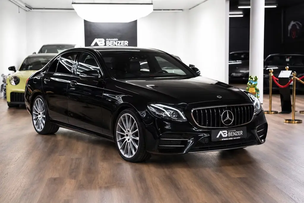 Main__Slider__Photo:Mercedes-Benz E 43 AMG E 43 AMG 4Matic *Ambiente*MultibeamLED* 03/2017-1