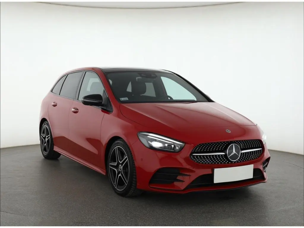 Main__Slider__Photo:Mercedes-Benz B 200 AMG Line 360°Kamera+PanoSD+Head-Up+LED 02/2019-1