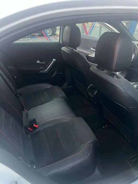 Main__Slider__Photo:Mercedes-Benz A 200 AMG-line 08/2019-1